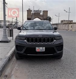 جیپ گراند شیرۆکی